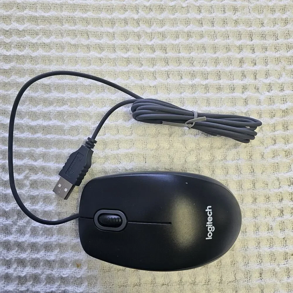 Logitech MK120 Wired USB Keyboard Mouse Desktop Combo Set